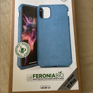 Biodegradable Itskins iphone 11 Pro Phone case